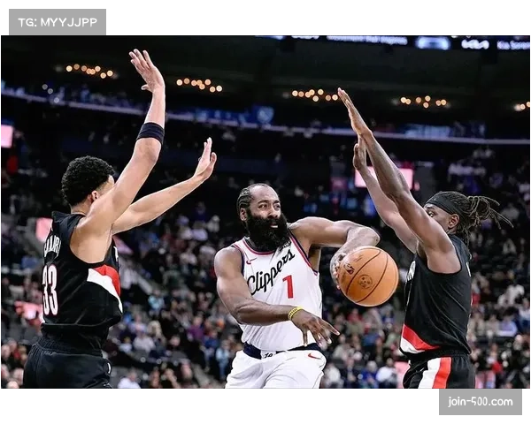 哈登重返持球大核心模式，快船收官阶段发力冲季后赛